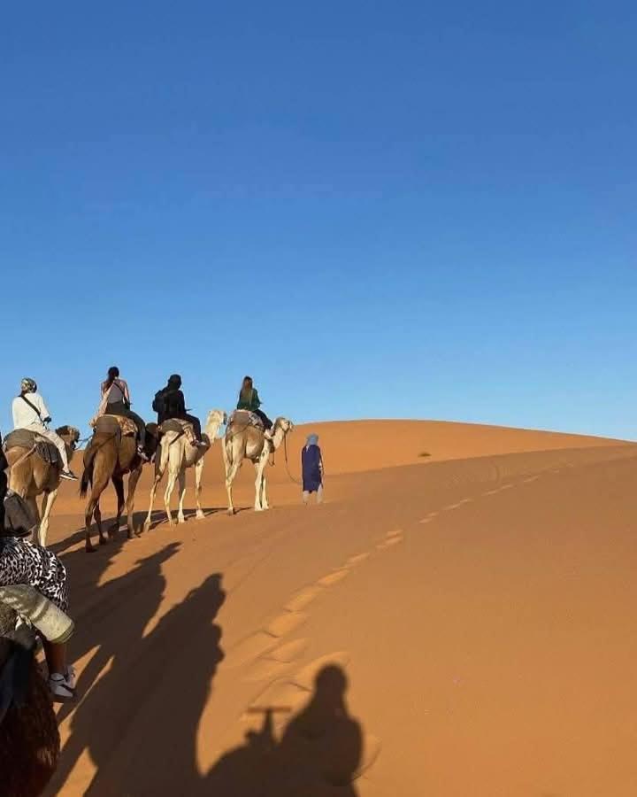 Готель Bivouac Camel Trips Мерзуга Екстер'єр фото